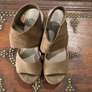Eileen Fisher Olive Leather Sandals